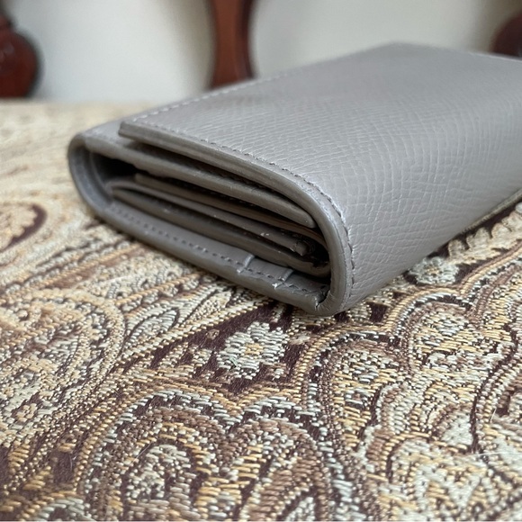 Celine Paris Light Gray Pebbled Leather Trifold Wallet Authentic Made in Italy - Picture 5 of 16